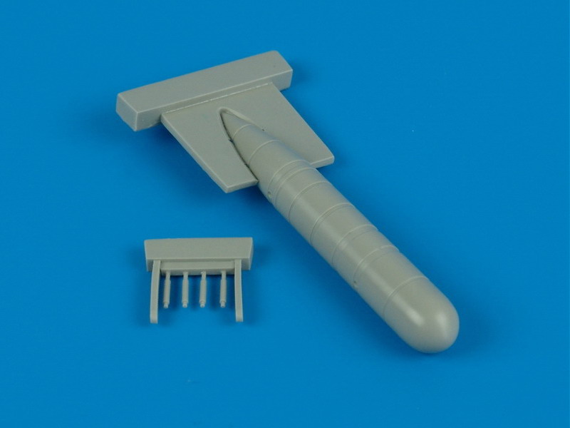 QB72105 Beaufighter external fuel tank 1/72